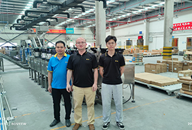 索菲亚Sophia与铭科包装机签约